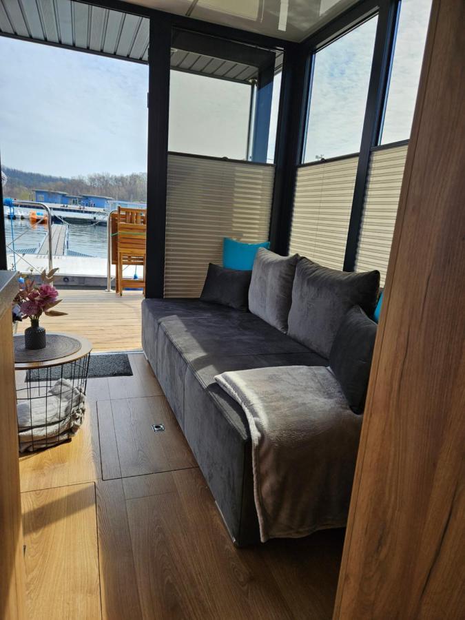 Hotel na wodzie Mobiles Hausboot El'milia Braunsbedra